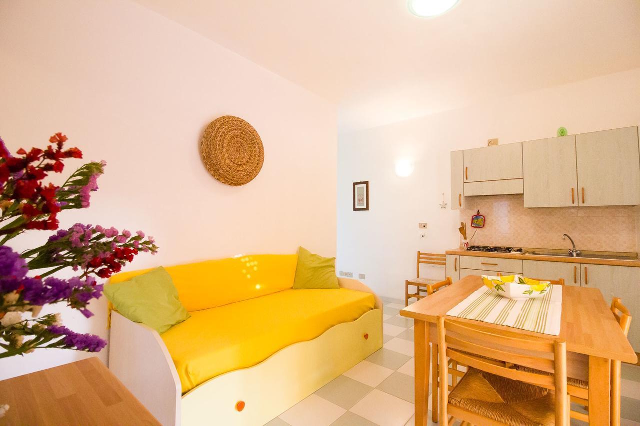 Residence Del Mare Casesicule Санта-Мария-дель-Фокалло Экстерьер фото